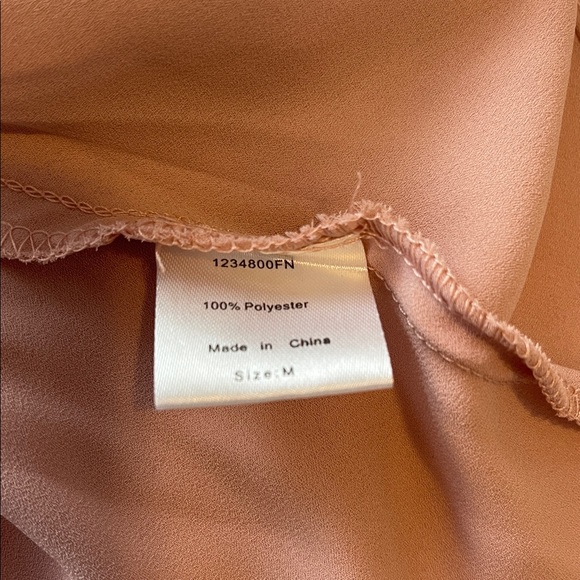 FASHIONNOVA BLOUSE - Picture 7 of 7